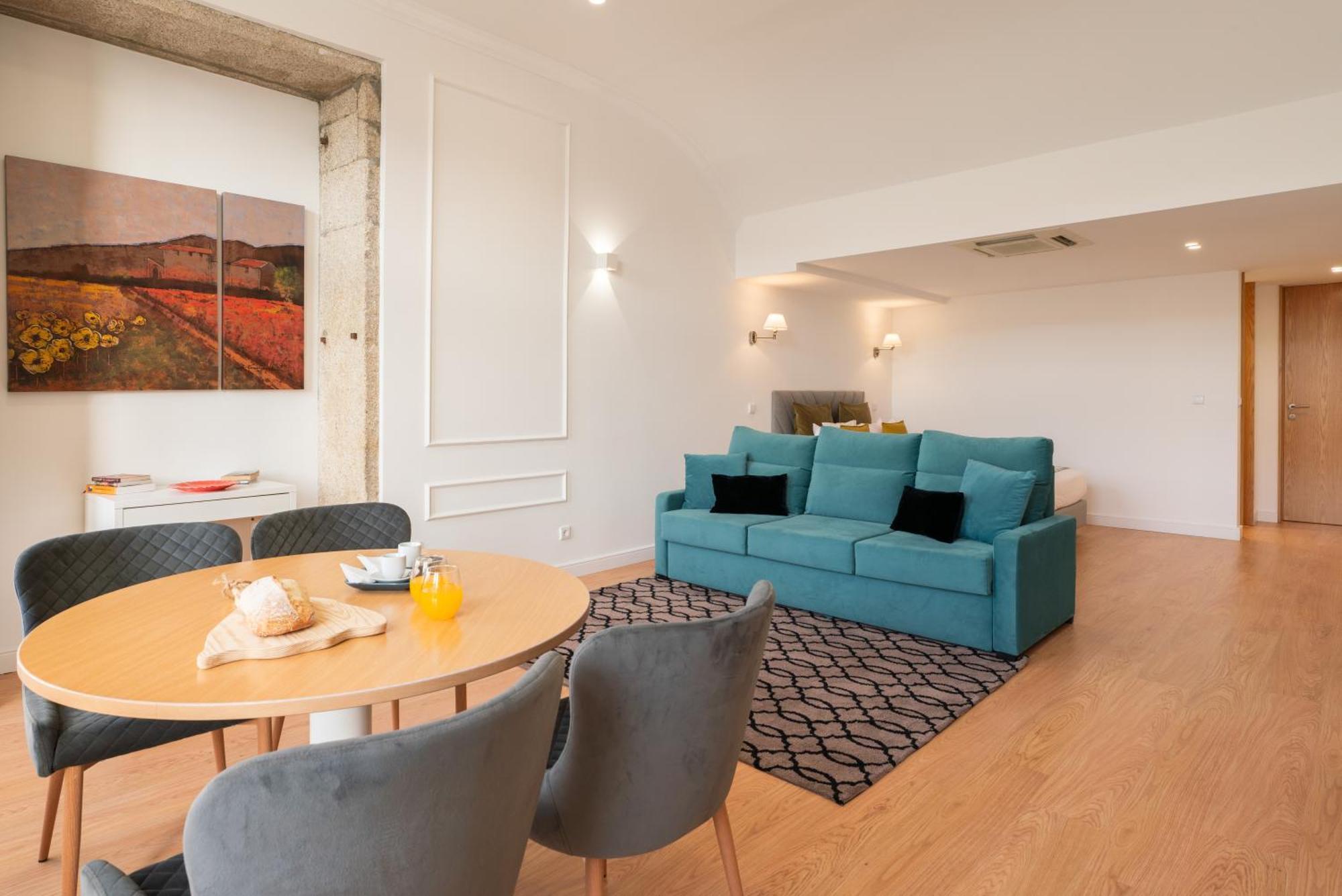 Amazing Studio Douro River Views Porto Luaran gambar